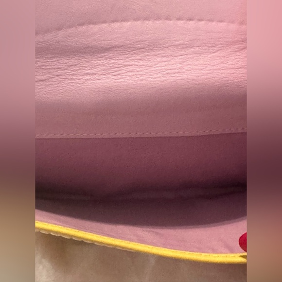 Authentic Coach Vintage Turn Lock chartreuse Yellow Leather Wallet! NWT - Picture 6 of 9